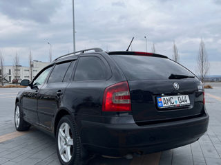 Skoda Octavia foto 4