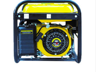 Generator Curent electric Bison bs3500,2800w,benzină foto 4