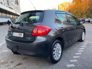 Toyota Auris foto 4