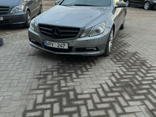 Mercedes E-Class Coupe foto 8