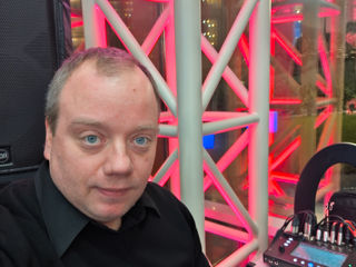 DJ Tetron (muzica + set de lumini + program la vioara). Doar muzica de calitate si lumini ritmate. foto 2