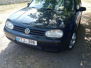 Volkswagen Golf foto 4