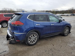 Nissan Rogue foto 4