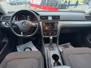 Volkswagen Passat foto 3