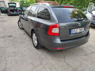 Skoda Octavia foto 2