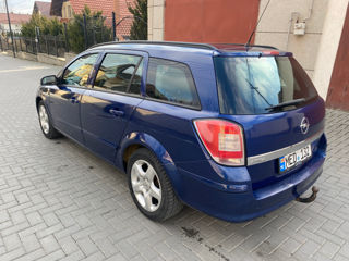 Opel Astra foto 3