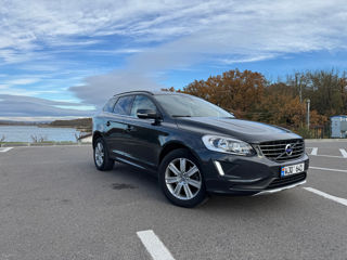 Volvo XC60 foto 2