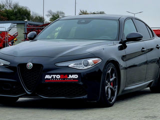 Alfa Romeo Giulia foto 2