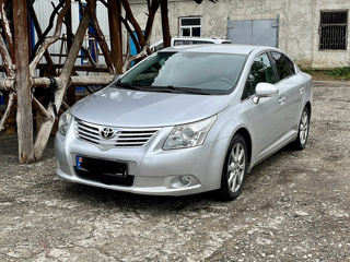 Toyota Avensis foto 3