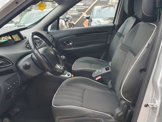 Renault Grand Scenic foto 6