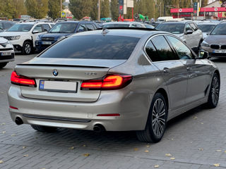 BMW 5 Series foto 3