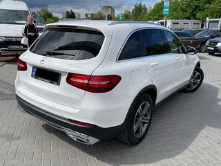 Mercedes GLC foto 3