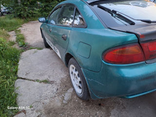 Mazda 323 foto 2