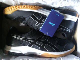 Asics Gel-Rocket 8 новые кроссовки оригинал . foto 9