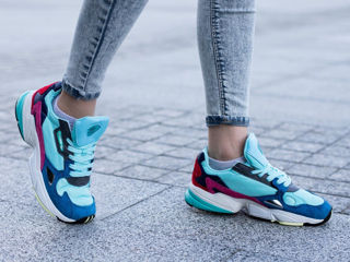 Adidas Falcon Poze reale foto 2