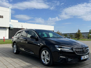 Opel Insignia foto 2