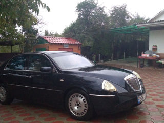 Lancia Thesis foto 9