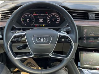 Audi e-tron foto 18