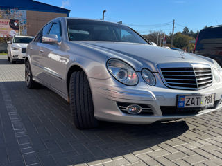 Mercedes E-Class foto 9