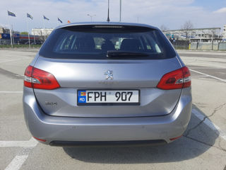 Peugeot 308 foto 6