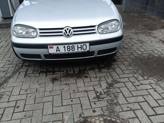 Volkswagen Golf foto 2