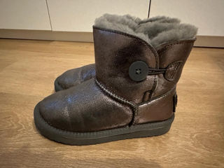 UGG foto 3