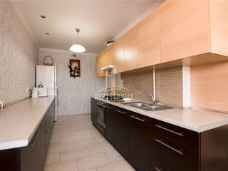 Apartament cu 3 odai Lux pe zile! Сдается 3-х квартира люкс в Центре посуточно! foto 10