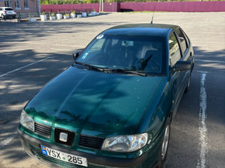 Seat Cordoba foto 2