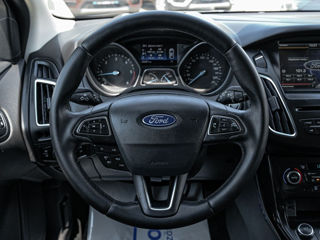 Ford Focus foto 10