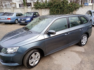 Skoda Fabia foto 2