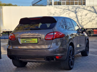 Porsche Cayenne foto 6