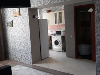 Apartament cu 2 camere, 42 m², Centru, Sadovoe, Bălți mun. foto 2