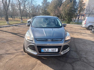 Ford Escape foto 2