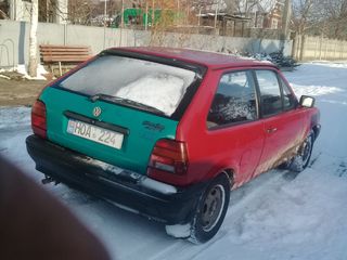 Volkswagen Polo foto 2