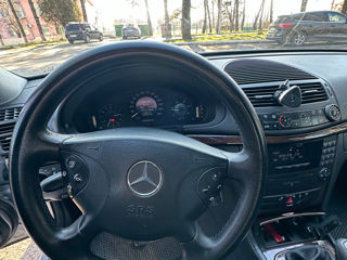 Mercedes E-Class foto 8