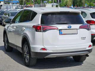 Toyota Rav 4 фото 5