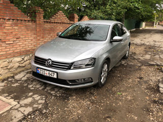 Volkswagen Passat foto 3