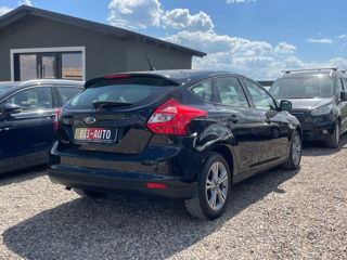 Ford Focus foto 4