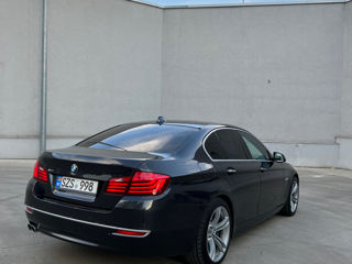 BMW 5 Series foto 5