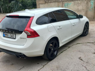 Volvo V60 foto 4