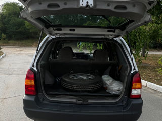 Mazda Tribute foto 4