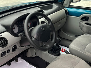 Renault Kangoo foto 8