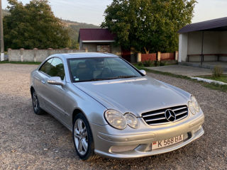 Mercedes CLK-Class foto 2