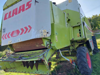 Claas Mega 204 - bunișoară,nu scump. Servicii de recoltare. foto 5