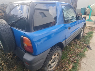 Toyota Rav 4 foto 3