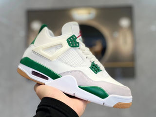 Jordan 4 Pine Green SB foto 1