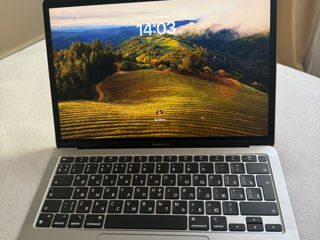 MacBook Air 13 2020 256 gb foto 2