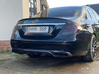 Mercedes E-Class foto 3