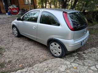 Opel Corsa foto 2