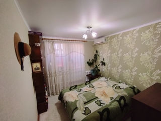 Apartament cu 2 camere, 50 m², Botanica, Chișinău foto 5